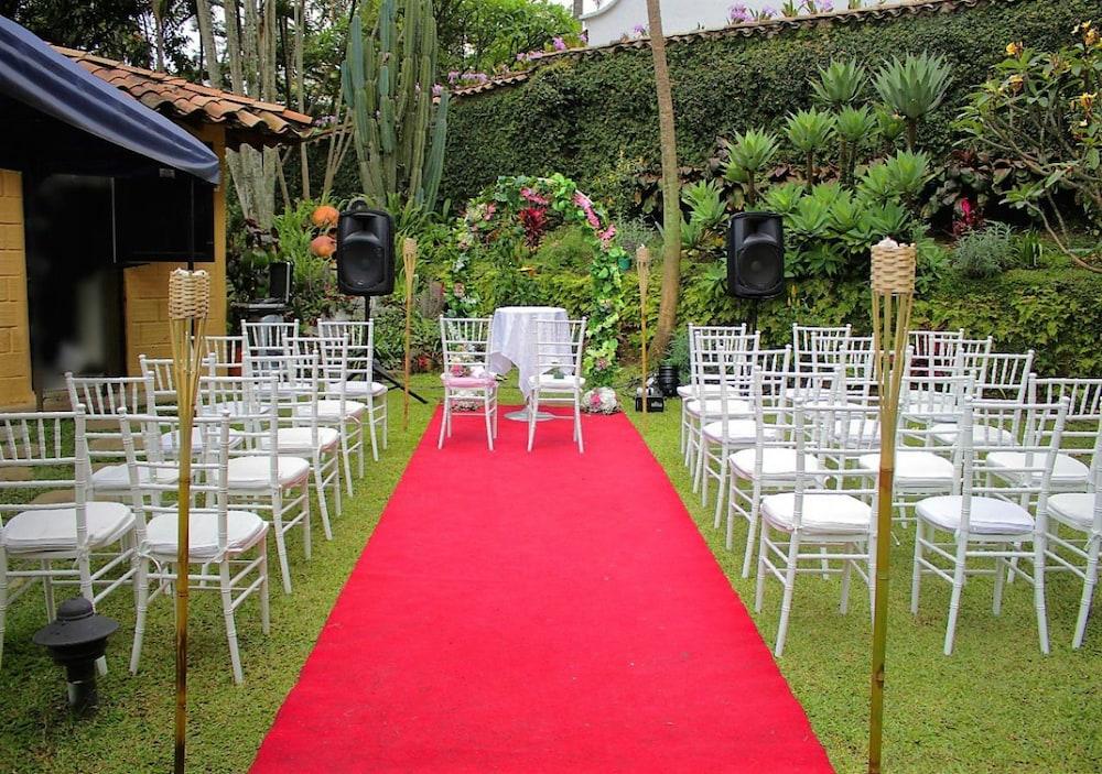 Hotel Poblado Campestre Medellín Exteriör bild